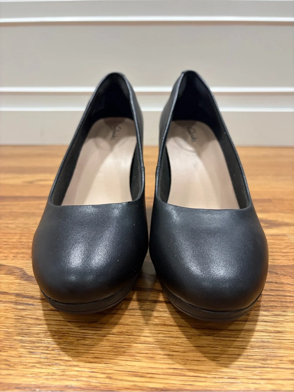 NWOB Clarks® Ambyr Joy Black Leather Pumps (9.5)